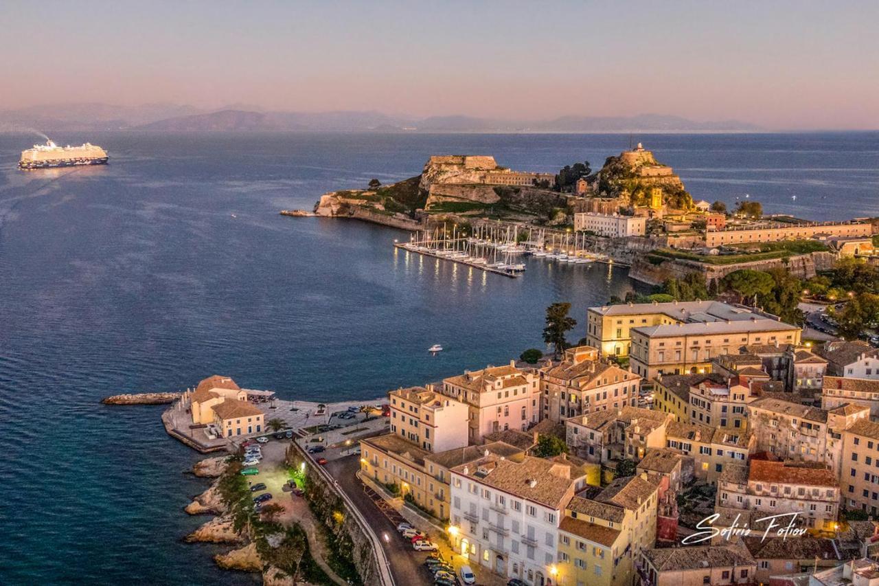 Kampielos Homes Corfu (city)